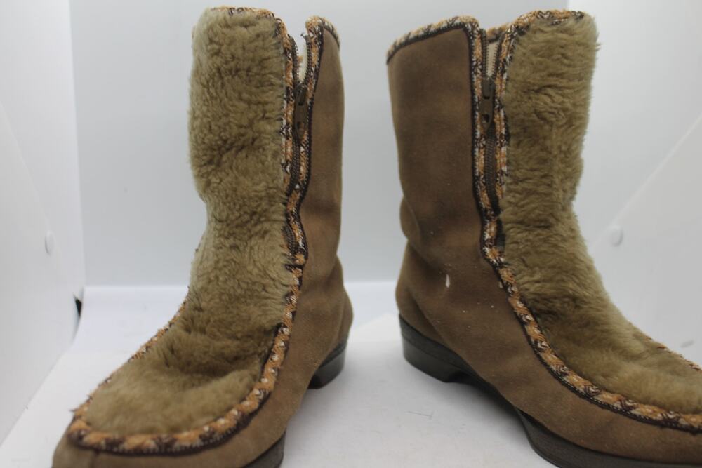 Yodelers Vintage 1970's Faux Fur Lined Suede Apres Ski Boots sz 10